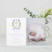 Lila florales Wappen Foto Taufe Einladung (Stehend Vorderseite)