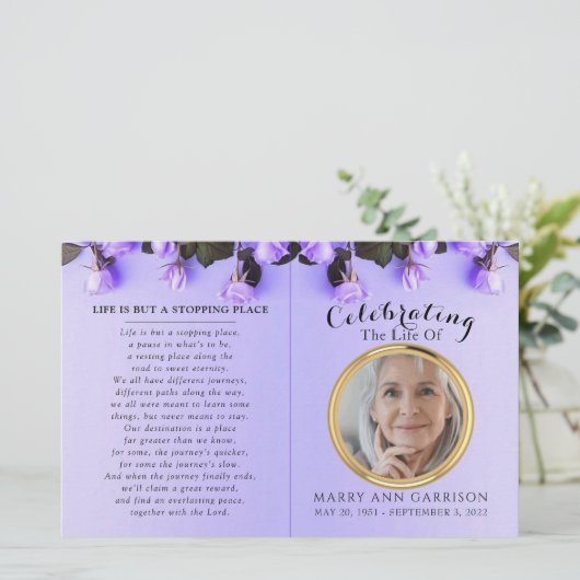 Lila Foto - Feierlichkeiten zum Lebensprogramm (Stehend Vorderseite)