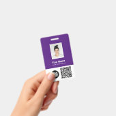 Lila Foto für Mitarbeiter, QR und Bar-Code, Logo,  Ausweis (Handheld)