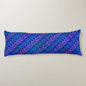 Lila Fragemuster Seitenschläferkissen (Rückseite)