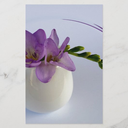 lila Freesia-Knospen Briefpapier (Vorderseite)