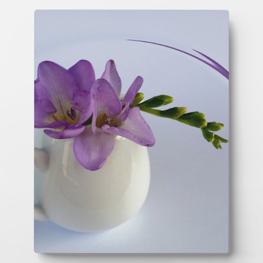 lila Freesia-Knospen Fotoplatte (Vorderseite)