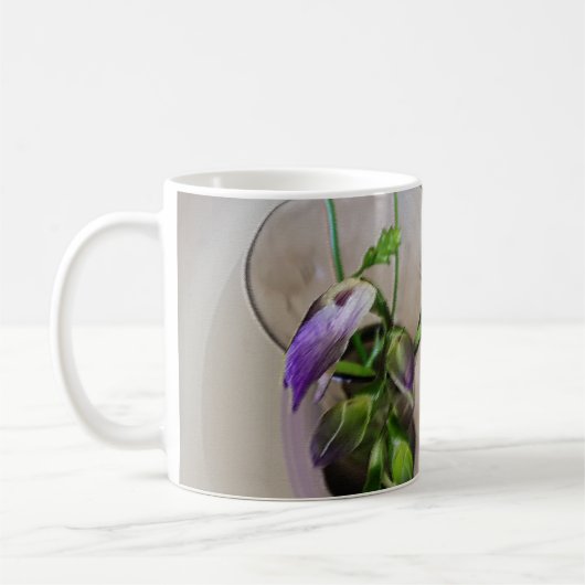 lila Freesia-Knospen Kaffeetasse (Links)