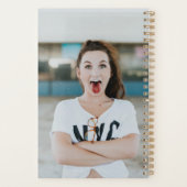 Lila Funky Class Year Planner Planer (Rückseite)