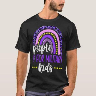 Lila für militärische Kinder unter Regenbogen-Mili T-Shirt
