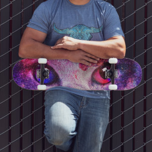 Lila Galaxie-Katze Skateboard