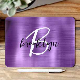 Lila gebürstetes Metall Schwarz-Weiß-Schrift-Monog Mousepad