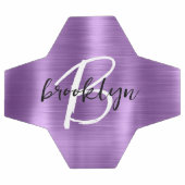 Lila gebürstetes Schwarz-weißes Script Monogram Fußball (Flach)