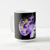 Lila Gelee-Fish-Design Monogramm-Tasse Kaffeetasse (Vorderseite Links)