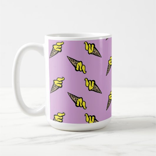 Lila Geleis Kaffeetasse (Links)