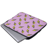 Lila Geleis Laptopschutzhülle (Vorne Knopf)