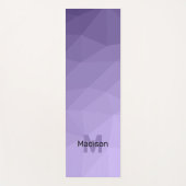 Lila geometrische Maschenmuster Monogram Yogamatte (Vorderseite)