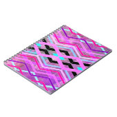 Lila geometrische Streifen in Rosa und Aqua Notizblock (Linke Seite)