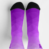 Lila geometrisches Maschenmuster Monogramm Socken (Oben)