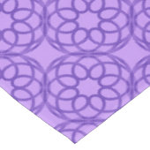 Lila Geometrisches Nahtloses Muster Tischdecke (Schrägansicht)
