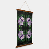 Lila Geranium-Blume Abstrakt Wandteppich Mit Holzrahmen (Gewinkelt)
