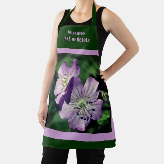 Lila Geranium-Blume Personalisiert Schürze (InSitu)
