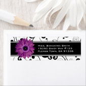 Lila Gerbera Daisy Black & White Scroll (Insitu)