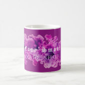 Lila Geschäft mit Rauchschutzverpackungen Kaffeetasse (Mittel)