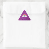 Lila Geschenke mit Regenbogen Dreieckiger Aufkleber (Tasche)