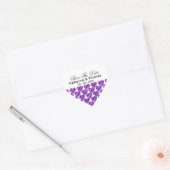 Lila gestreifte Herzen Save the Date Sticker (Umschlag)
