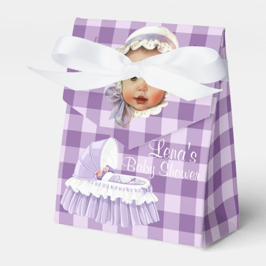 Lila Gingham Baby & Ruffled Bassinet Gefälligkeits Geschenkschachtel (Vorderseite)
