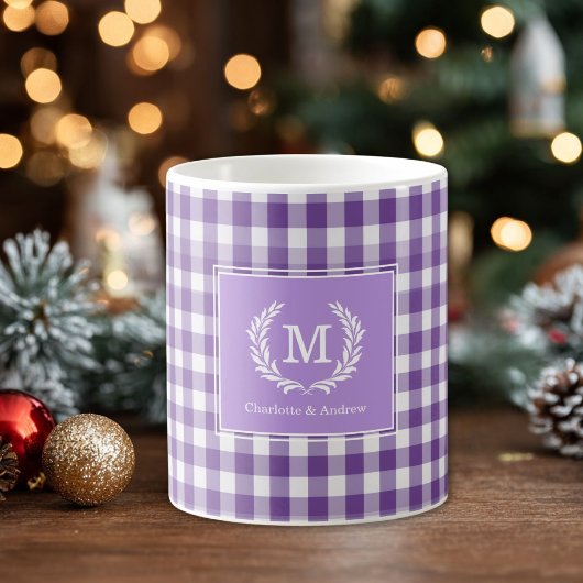 Lila Gingham Monogram Wappen Custom Kaffeetasse