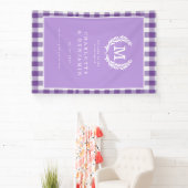 Lila Gingham Monogram Wappen Wedding Welcome Banner (InSitu)