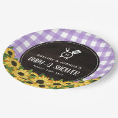 Lila Gingham & Sunflowers Rustic Baby-Q Dusche Pappteller (Schrägansicht)