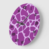 Lila Giraffe Art Große Wanduhr (Winkel)
