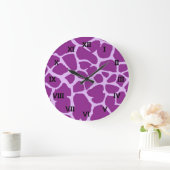 Lila Giraffe Art Große Wanduhr (Zuhause)