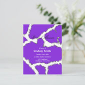 Lila Giraffe Muster Bridal Dusche Einladung (Stehend Vorderseite)