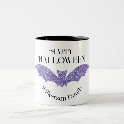 Lila Glitzer Bat Happy Halloween Zweifarbige Tasse (Mittel)