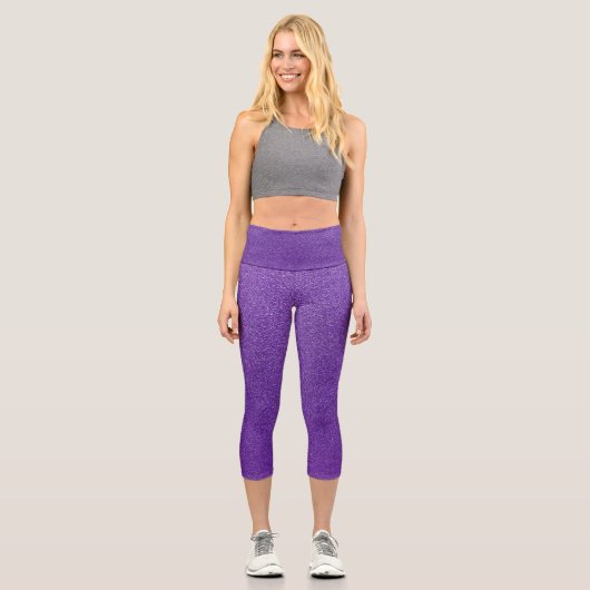 Lila Glitzer, Funkeln, Glitzer Hintergrund Capri Leggings (Vorderseite)