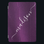Lila Glitzer Shimmer Personalisierter Name iPad Pro Cover<br><div class="desc">Der lila Glitzer Shimmer Custom Personalisiert Name iPad Covers besticht durch einen modernen lila Glitzer-Shimmer mit Ihrem personalisierten Namen in der Mitte. Entworfen von ©Evco Studio www.zazzle.com/store/evcostudio</div>