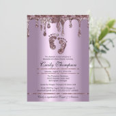 Lila Glitzer Tropfen Luxury Baby Feet Dusche Einladung (Stehend Vorderseite)