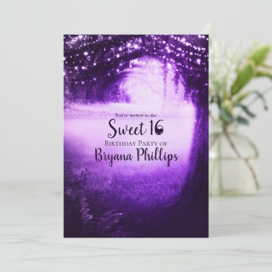 Lila Glockenwald & String Lights Sweet 16 Party Einladung (Stehend Vorderseite)