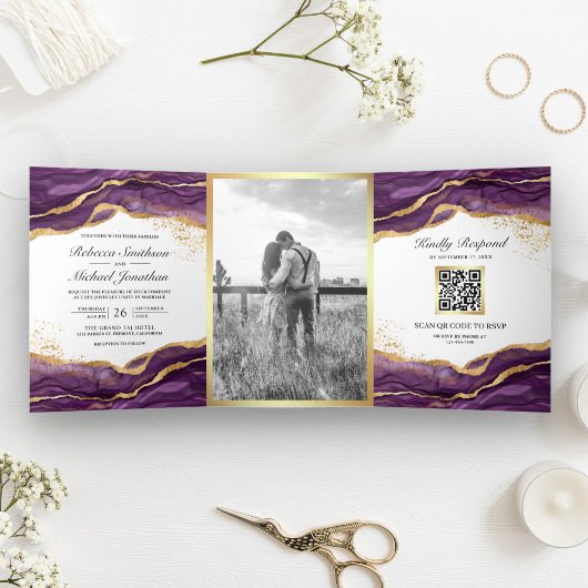 Lila Gold Abstrakte Tinte QR Code Hochzeit Dreifach Gefaltete Einladung