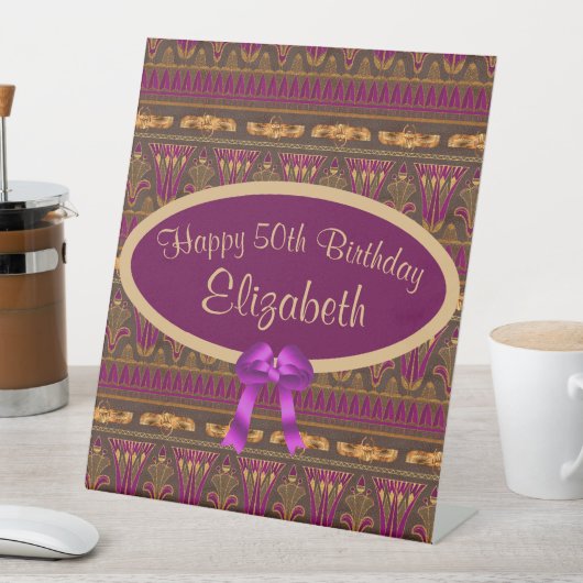 Lila Gold Art Deco Print 50. Geburtstag Sockelschild (In Situ)