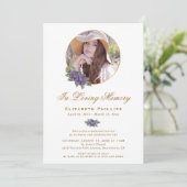 Lila Gold-Floral-Gedenktag Beerdigung Foto Einladung (Stehend Vorderseite)