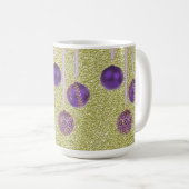 Lila Gold Glitzer Frohe Weihnachtsbauten Tasse (VorderseiteRechts)