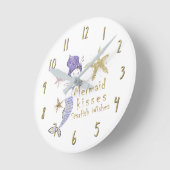 Lila Gold Glitzer Mermaid wünscht Starfish Kisses Runde Wanduhr (Winkel)