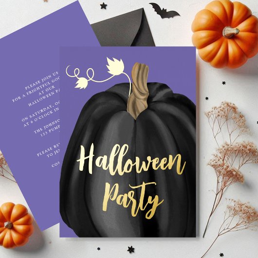 Lila Gold Script Pumpkin-Halloween-Party Folieneinladung