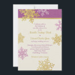 Lila Goldene Schneeflocke - Einladung zur Hochzeit<br><div class="desc">Auf dieser lila Pflaumenkulisse können Sie den Text ganz einfach personalisieren. Um den Text zu ändern, verwenden Sie die Optionen zum Personalisieren. Oder verwenden Sie für umfangreichere Textänderungen, z. B. Änderungen am Schriftart, der Farbe des Schriftartes, der Größe des Schriftartes und/oder der Textplatzierung, die Option Anpassen. Ändern Sie den Text...</div>