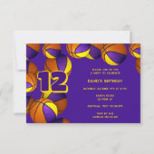 lila Goldteam färbt Basketbälle Geburtstag Einladung (Vorderseite)