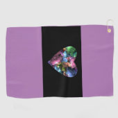 Lila Golfhandtuch mit farbenfrohem Herzen (Horizontal)