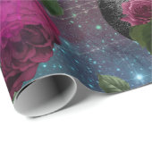 Lila Gothic-Hexenkopf und Rose-Umschlagpapier Geschenkpapier (Rolleneckpunkt)