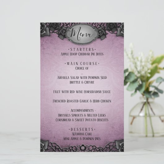 Lila Gothic Matching Wedding Menu (Stehend Vorderseite)