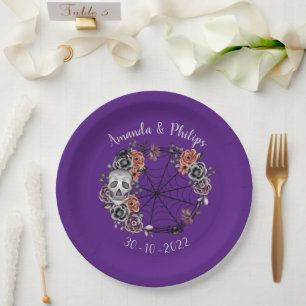 Lila gotische Totenkopf-Rosen-Kranz Halloween-Hoch Pappteller