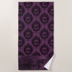 Lila gotischer Chic Eggplant und Schwarze Schäde Strandtuch